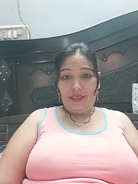 Poojabhabi101 online show from 05/14/26, 06:31