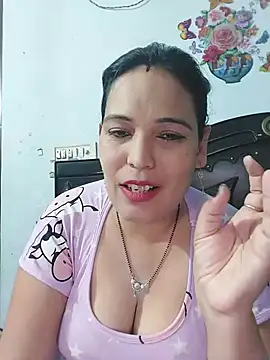 Poojabhabi101 online show from 05/26/26, 05:58