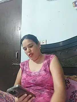 Poojabhabi101 online show from 06/03/26, 06:27