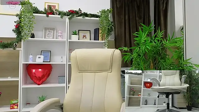 Snapshot of SelineSole chatting on 01/03/25, 04:06 SelineSole online show from 01/03/25, 04:06