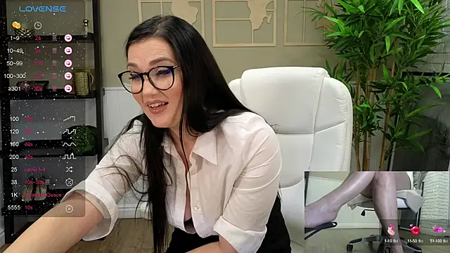 Snapshot of SelineSole chatting on 01/20/25, 07:04 SelineSole online show from 01/20/25, 07:04