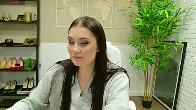 Snapshot of SelineSole chatting on 03/20/25, 04:53 SelineSole online show from 03/20/25, 04:53