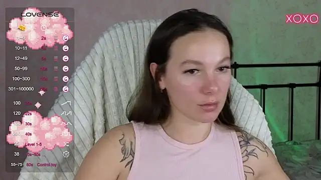 lil luna x online show from 02/17/25, 12:59