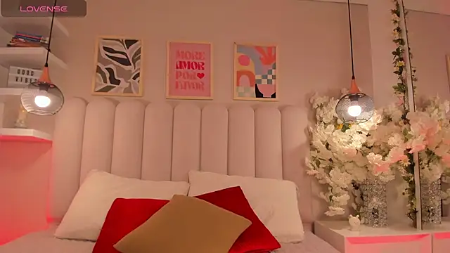 cute  cherry  online show from 02/14/26, 07:32