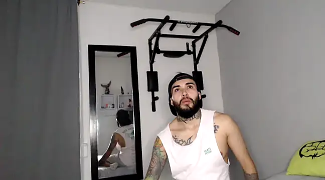 Snapshot of transgenderboy chatting on 02/24/25, 12:41 transgenderboy online show from 02/24/25, 12:41