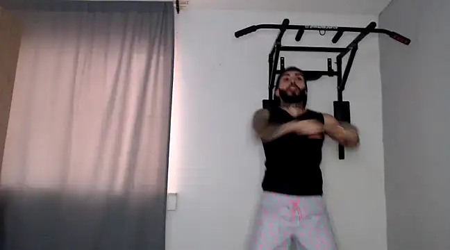 Snapshot of transgenderboy chatting on 02/28/25, 03:26 transgenderboy online show from 02/28/25, 03:26