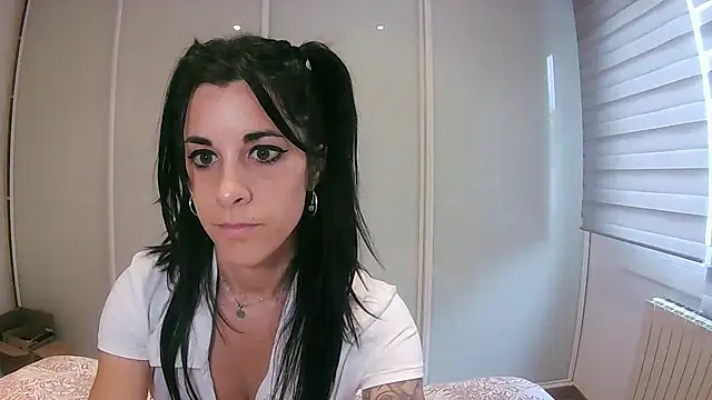 secretoeternoo online show from 04/11/26, 04:55