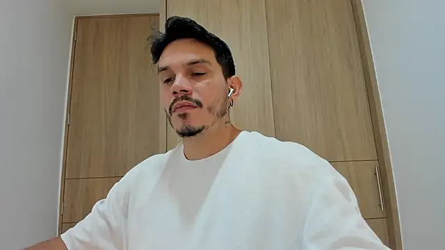 alejandro stark online show from 11/29/25, 08:06