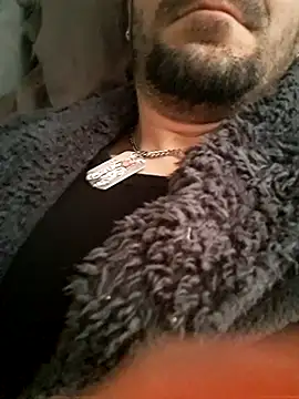 Snapshot of crisconst chatting on 02/24/25, 12:59 crisconst online show from 02/24/25, 12:59