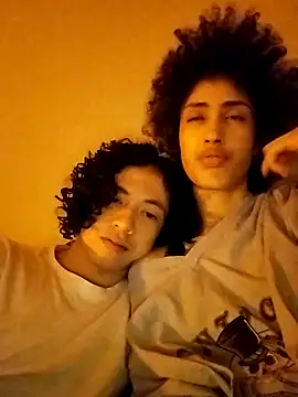 Snapshot of LiverandBrat77 chatting on 12/12/24, 11:47 LiverandBrat77 online show from 12/12/24, 11:47