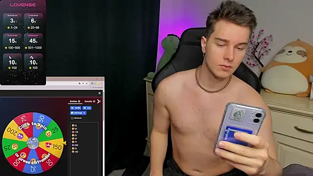 Snapshot of Vincent_Strong chatting on 11/22/25, 08:57 Vincent Strong online show from 11/22/25, 08:57