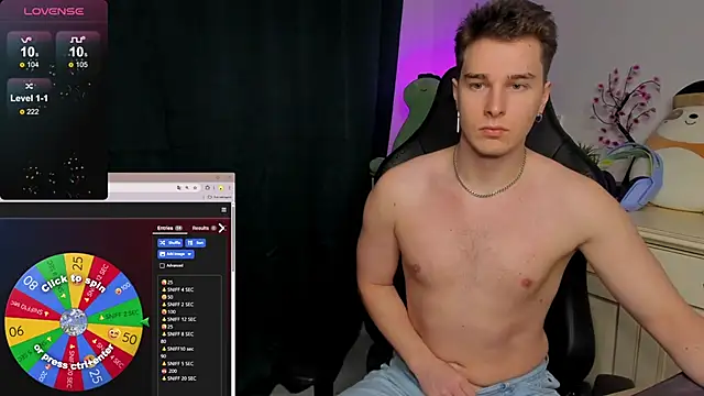 Snapshot of Vincent_Strong chatting on 11/25/25, 08:03 Vincent Strong online show from 11/25/25, 08:03