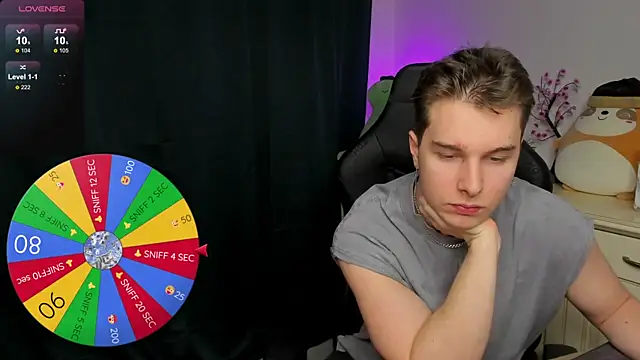 Snapshot of Vincent_Strong chatting on 11/29/25, 02:31 Vincent Strong online show from 11/29/25, 02:31