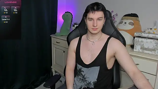 Vincent Strong online show from 12/22/25, 08:11