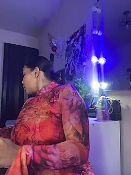 GigiiStone online show from 12/22/25, 10:18