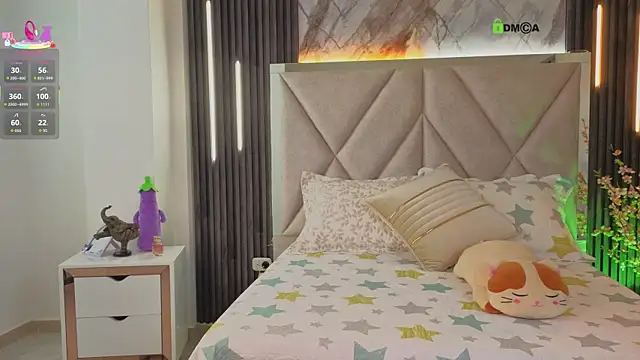 Snapshot of Happy_tits chatting on 11/12/25, 07:03 Happy tits online show from 11/12/25, 07:03