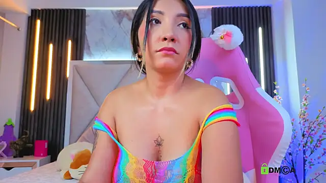 Snapshot of Happy_tits chatting on 11/28/25, 12:30 Happy tits online show from 11/28/25, 12:30