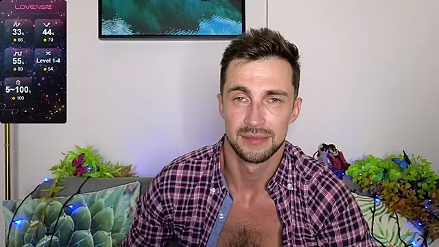 Snapshot of Promethe_us chatting on 01/25/25, 04:46 Promethe us online show from 01/25/25, 04:46