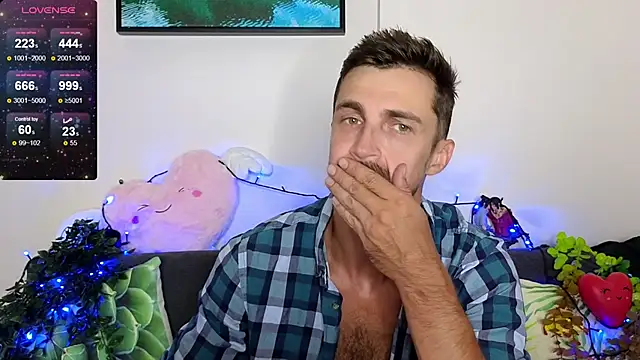 Snapshot of Promethe_us chatting on 02/26/25, 03:08 Promethe us online show from 02/26/25, 03:08