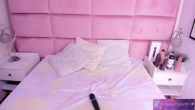 HannaTaylor online show from 04/12/26, 03:44