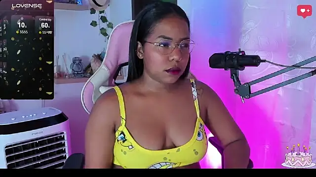 samanthaabloom online show from 03/22/25, 01:11