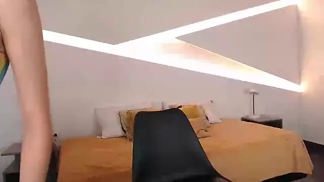 Snapshot of hot_little_bunny chatting on 01/11/25, 09:15 hot little bunny online show from 01/11/25, 09:15