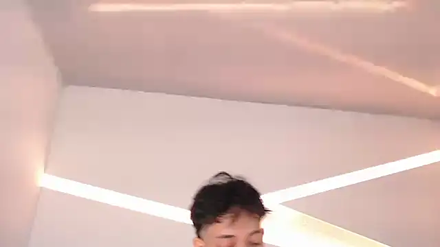 Snapshot of hot_little_bunny chatting on 01/12/25, 08:25 hot little bunny online show from 01/12/25, 08:25