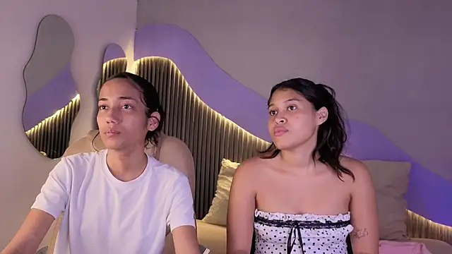 hot little bunny online show from 02/12/26, 09:10