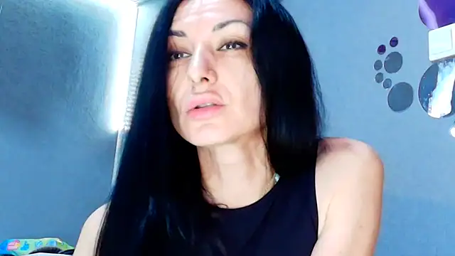 Snapshot of Siaconna chatting on 05/30/26, 10:23 Siaconna online show from 05/30/26, 10:23