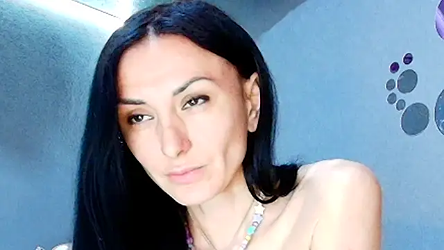 Snapshot of Siaconna chatting on 05/31/26, 08:32 Siaconna online show from 05/31/26, 08:32