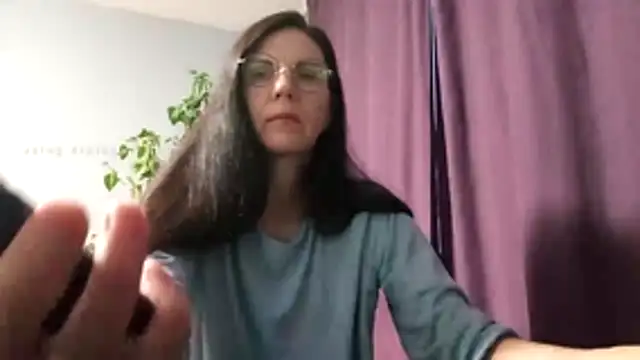 AlfejiRise online show from 11/25/25, 02:22