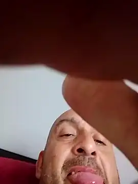 AzOZx9 online show from 09/18/25, 06:59