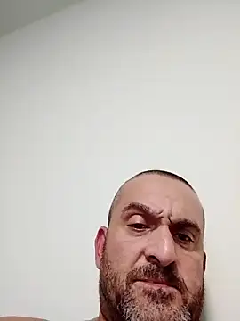 AzOZx9 online show from 09/25/25, 02:43