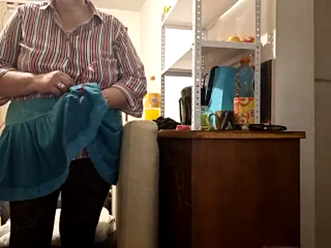 Snapshot of Samantha_Squirt@xh chatting on 11/07/25, 12:32 Samantha Squirtxh online show from 11/07/25, 12:32