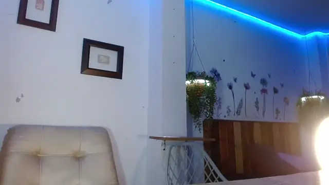 DaMikaela  online show from 02/04/26, 06:36