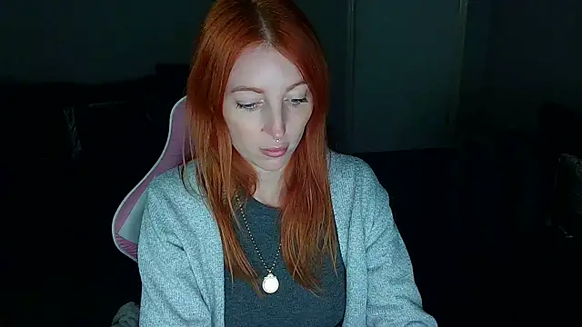 Snapshot of Red_firesquirt chatting on 02/07/25, 02:37 Red firesquirt online show from 02/07/25, 02:37