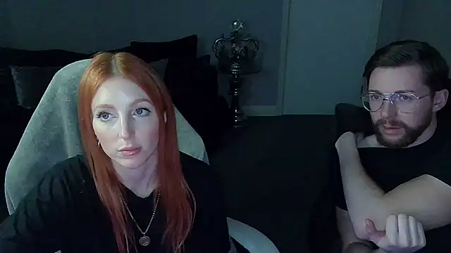 Snapshot of Red_firesquirt chatting on 02/15/25, 09:37 Red firesquirt online show from 02/15/25, 09:37