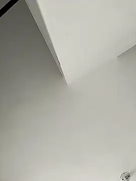 Yelly online show from 02/11/26, 06:13