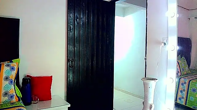 carmen14 online show from 10/17/25, 03:31