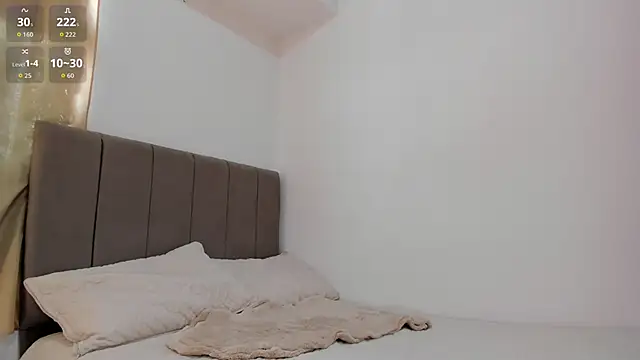 soyamandaa  online show from 03/19/26, 07:07