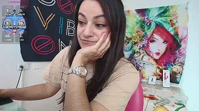 LovelyAzucena online show from 02/04/26, 02:34