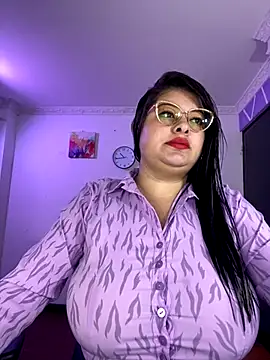 MiiaaJoness online show from 12/15/25, 03:38