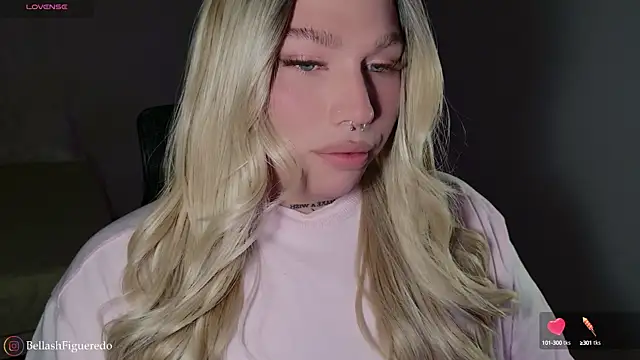 IsabellaFigueredo   online show from 10/14/25, 01:06