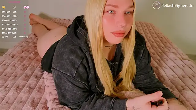 IsabellaFigueredo   online show from 01/11/26, 12:21