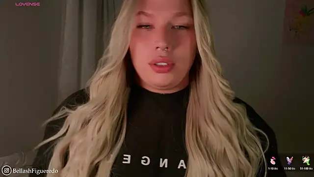 IsabellaFigueredo   online show from 02/23/26, 09:50