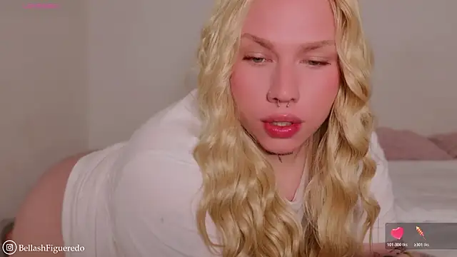 IsabellaFigueredo   online show from 03/28/26, 06:02