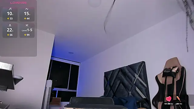 Snapshot of Nicolle_alexandra chatting on 01/01/25, 12:32 Nicolle alexandra online show from 01/01/25, 12:32