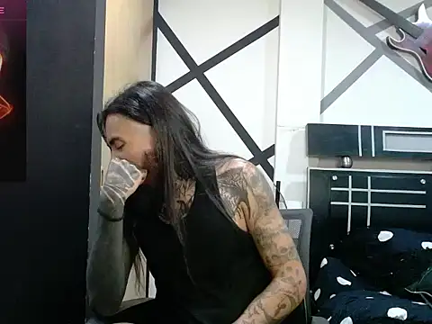 Snapshot of daimon_rockkk chatting on 10/25/25, 03:47 daimon rockkk online show from 10/25/25, 03:47