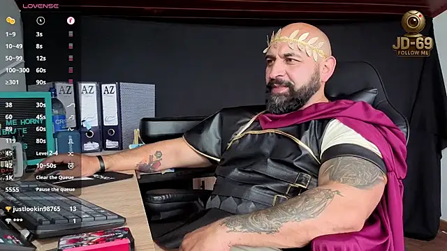 Snapshot of JD-69 chatting on 10/31/25, 05:36 JD-69 online show from 10/31/25, 05:36