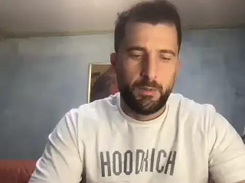 Snapshot of alex877x chatting on 01/17/25, 08:24 alex877x online show from 01/17/25, 08:24